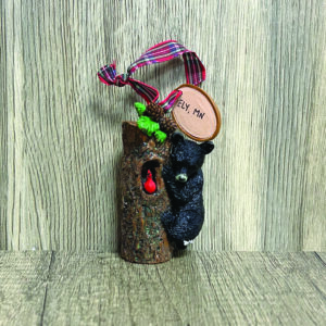 Ornament Cub Climbing